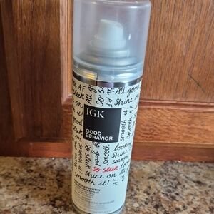 IGK Good Behavior Smoothing Spray